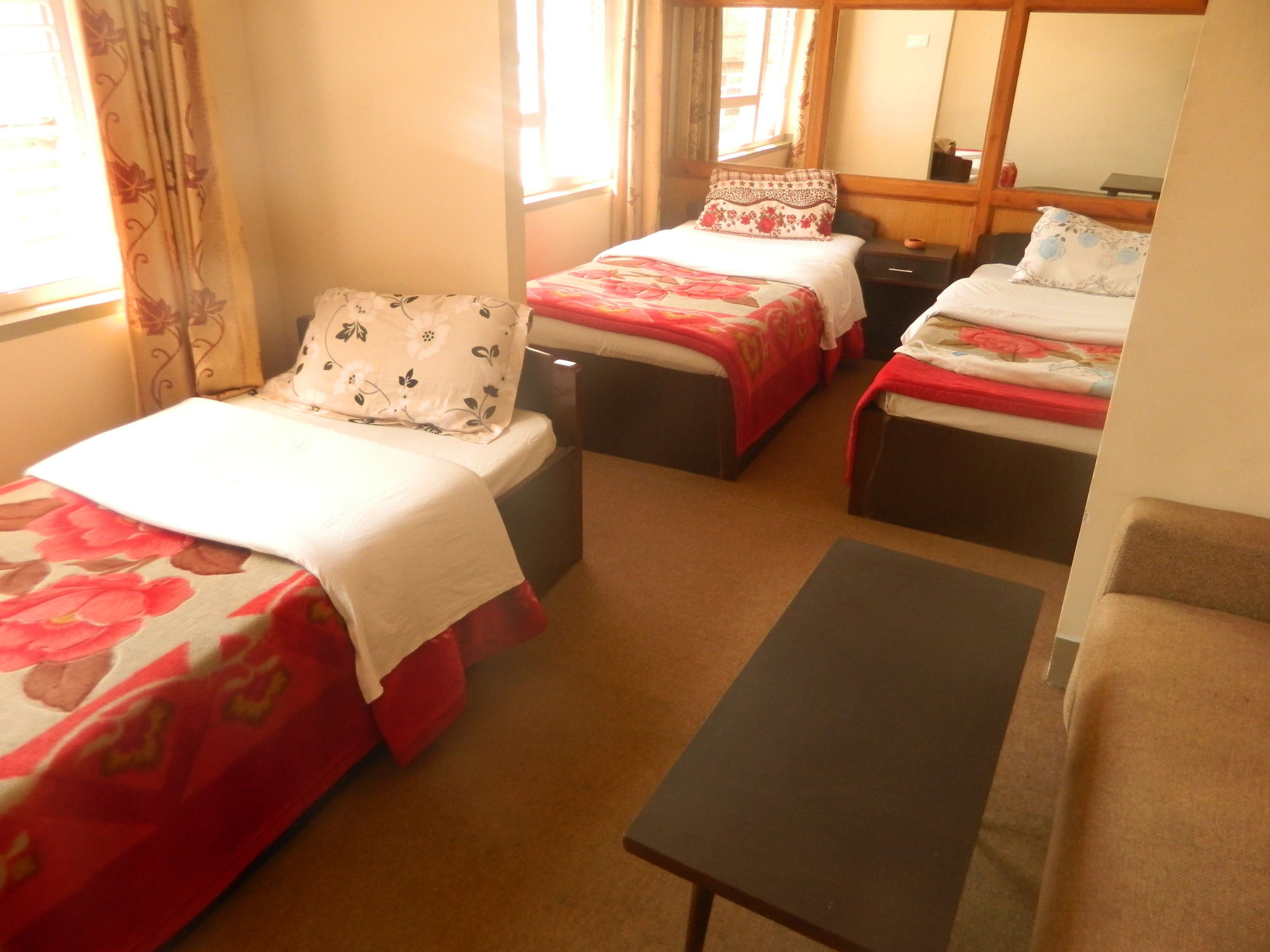 Om Tara Guest House Pvt Ltd Kathmandu Exterior foto